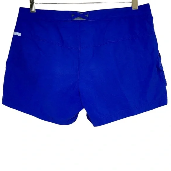 Columbia Belted Nylon Cargo Hiking Shorts - Picture 2 of 10